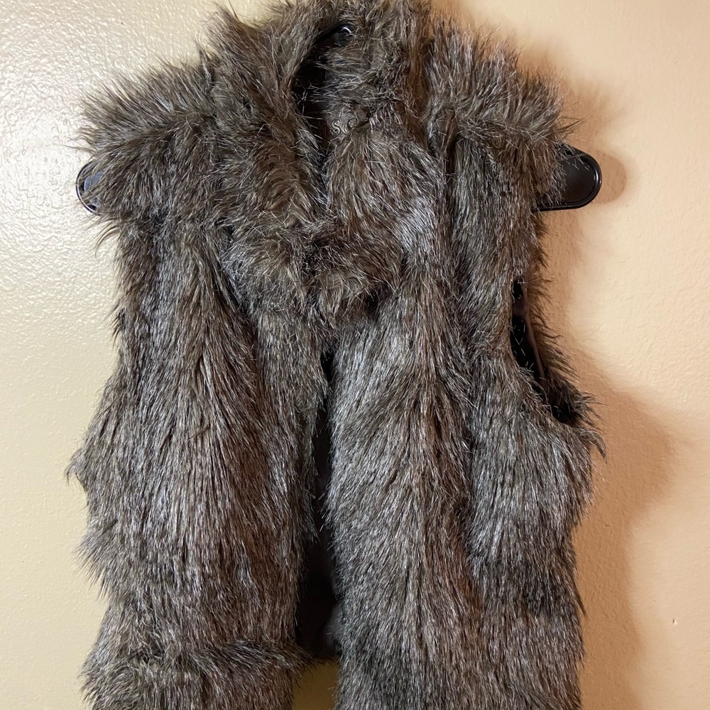 Faux fur vest